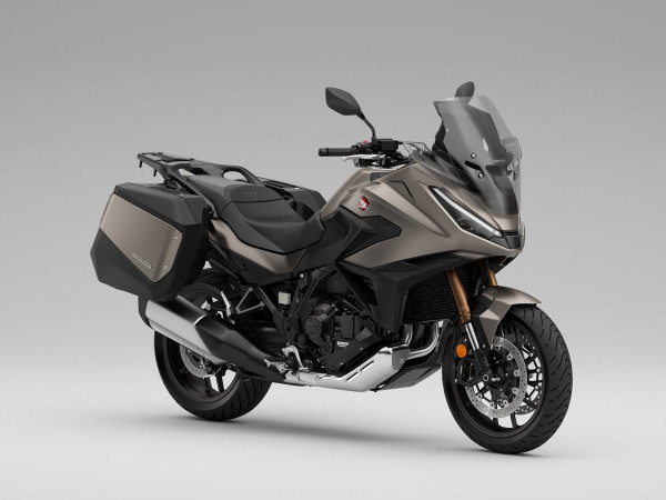 YR386 - MAT WARM ASH METALLIC